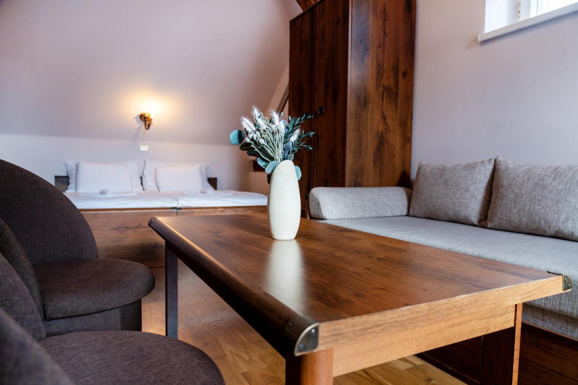 Villa Emausy Luhačovice Εξωτερικό φωτογραφία